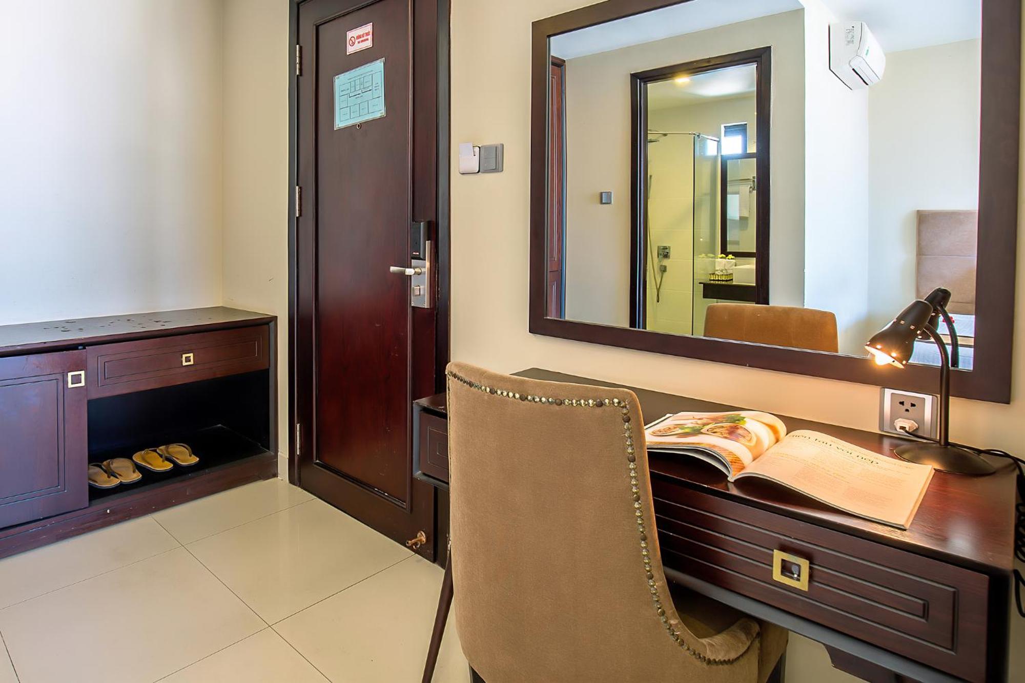 Ocean Haven Hotel Da Nang Exterior photo